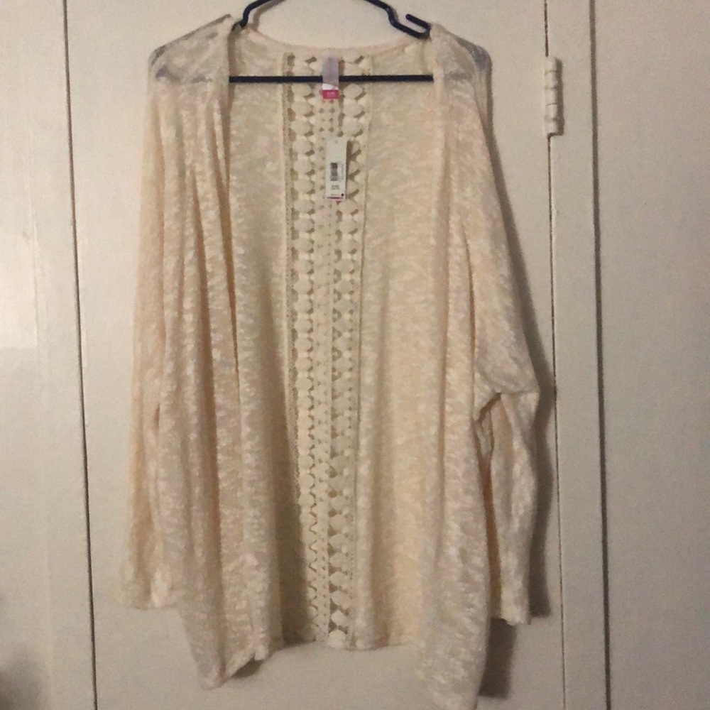 New no Boundaries cardigan